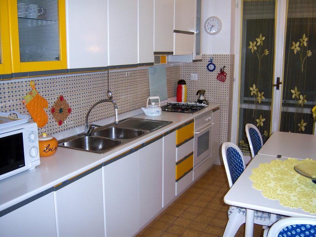 Bed And Breakfast Geckos บรินดิซิ ภายนอก รูปภาพ